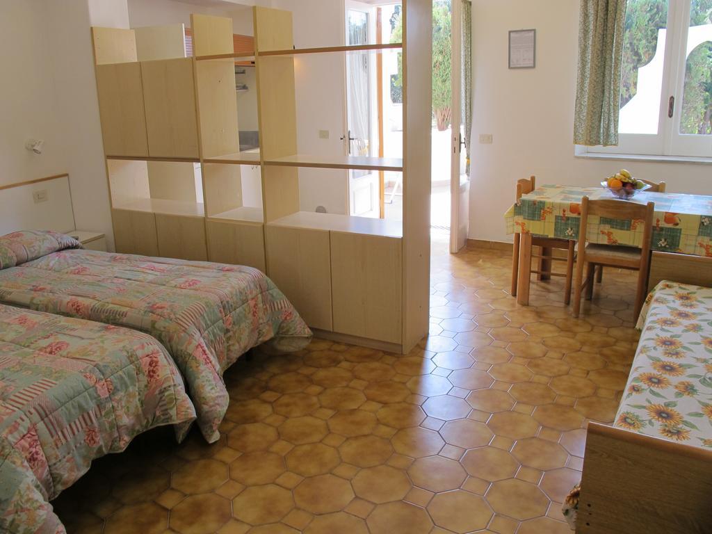 Aparthotel Marinu Forio (Isola d'Ischia)