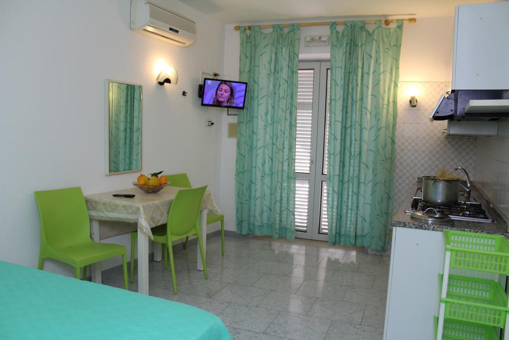 Aparthotel Marinu Forio (Isola d'Ischia)