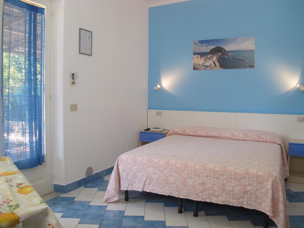 Aparthotel Marinu Forio (Isola d'Ischia)