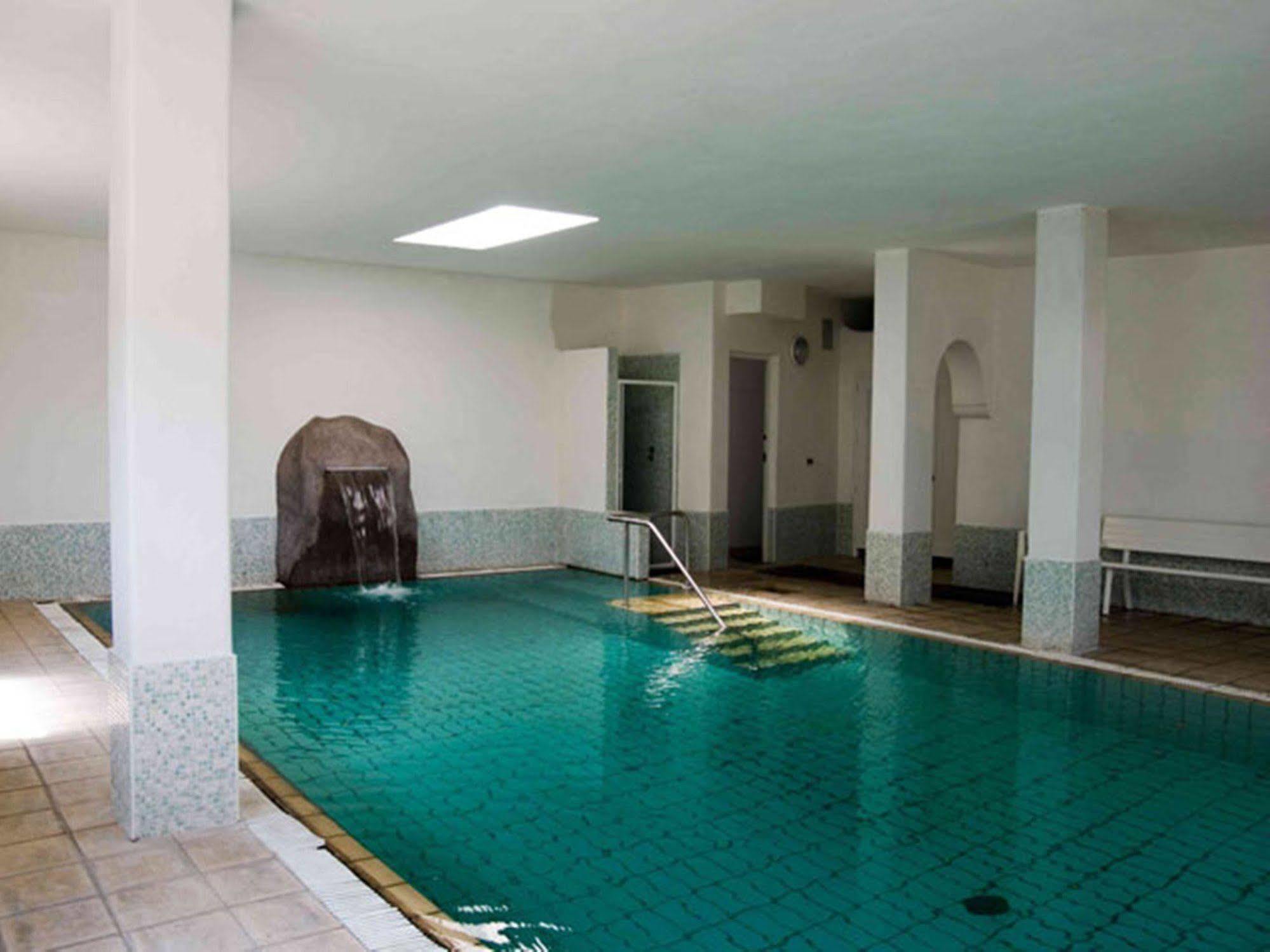 Aparthotel Marinu Forio (Isola d'Ischia)